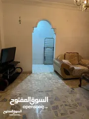  3 شقة ارضية مميزة مفروشة للبيع خلف الهنيني من المالك شارع تجاري