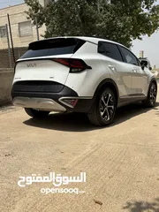  7 KIA SPORTAGE  Hybrid