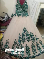  8 بدلات عرايس للبيع