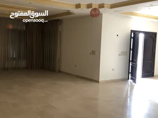  5 فيلا في عبدون للايجار  Villa For Rent At Abdoun