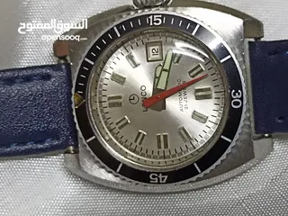  16 ساعة اوميغا سيماستر ديفيل اوتوماتيك وساعة غواصين نسائية