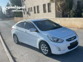  2 هونداي اكسنت 2016 اصل كوري عدد 2 لون ابيض ولون فضي / وبيكانتو 2019 /هوندا سيفيك 2008