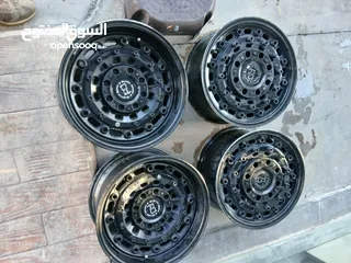  4 للبيع اربع جنطات جب الاصلي