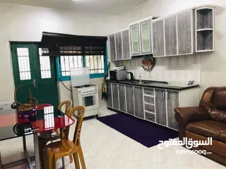  1 شقة للايجار للطالبات فقط شهري