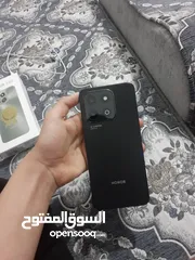  2 هونر x6b جديد ما صار له معي خمسه اشهر مع جميع ملتزماته على البدل ايفون  اكس ار وما فوق.. او للبيع