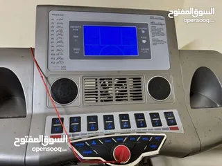  1 جهاز ركض Treadmill مستعمل