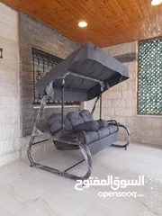  11 طقم راتان 5 مقاعد.     مع طاولة وسط  تتوفر جميع الالوان ويتوفر طقم سباعي ومراجيح