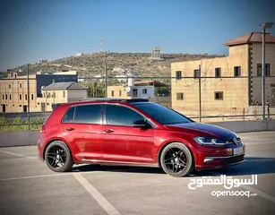  8 فولكسفاغن جولف  MK7.5  فل الفل فتحة سقف بانوراما بنزين 1500cc اتوماتيك-2020  نخب