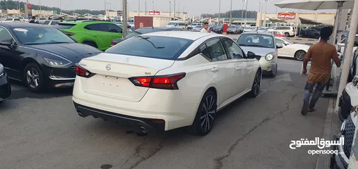  6 Nissan ALTIMA 2020 SR