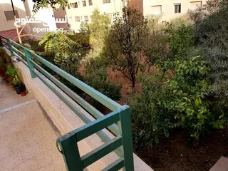  3 فيلا للبيع الجبيهة