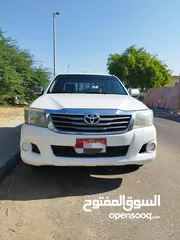  1 Toyota Hilux 2013