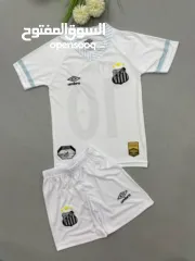  23 اطقم ولادي البلوزه فقط على 50 شيكل من عمر 4-14سنه