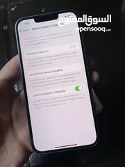  4 iPhone 13 عادي وكاله مع كرتونه128 جيجا