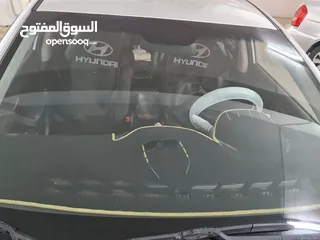  17 هونداي افانتي MD 2011 بنزين اصلي ... لون سلفر للبيع ..قابل للبدل على هايبرد
