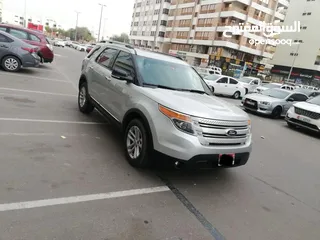  2 Ford explorer Gcc xlt panorama