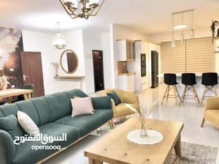  26 شقة للبيع مع العفش