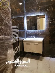  5 شقة أرضية مميزة للبيع في الكرسي - قرب المخابرات 160م مع حديقة وترسات 110م لم تسكن
