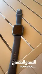  5 بحالة جيدة Apple Watch series 8 45mm