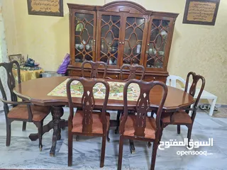  3 طقم كنب وطاوله سفره مع الكراسي للبيع