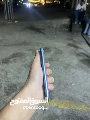  5 ‏IPhone XR وكالة مش مفتوح على الفحص بطارية 81 وكالة 64 جيجا للبيع