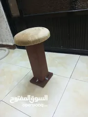 2 كراسي صغيرة عملية ومريحة – بشكل فِطْرة أو مربع