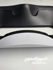  15 PlayStation VR 2 ( PSVR 2 ) بحالة ممتازة مع قاعدة شحن وحقيبة