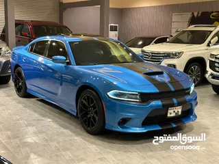  3 CHARGER R/T PLUS V8 2019