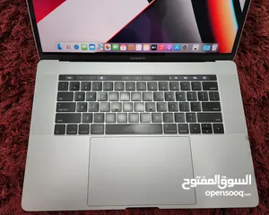  4 Macbook pro 2017 15.4 inch بحال الوكاالة