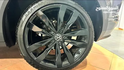  14 T-Roc R line X2 Black Edition تي-روك بالسعر المميز و بكامل الاضافات