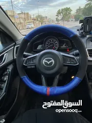  16 Mazda 3.2018