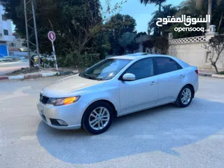  3 كيا فورتي 2012 فتحة سقف ماطور 1600 اوتوماتيك نخب