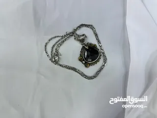  9 ‎السنسال الفضي الإيطالي عيار *925* مع التعليقة الفضية بحجر *اللابرادوريت التركي* بوزن *21.77