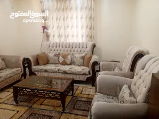  9 طقم كنب ضيوف تفصيل بحاله الوكاله للبيع