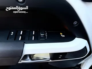  23 لاند روفر ديفندر 110 موديل 2023
