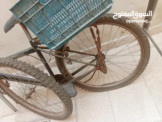  4 موجود بسكليت للبيع بحالة جيدة