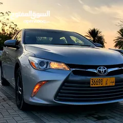  2 Toyota Camry 2017 LE Silver