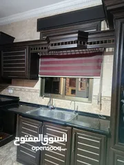  3 مطبخ المنيوم صولد بحاله ممتازه استخدام بسيط الموقع المقابلين شارع الحريه