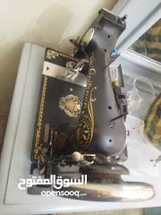  2 ماكنة سنجر 1943 قديمه جدا