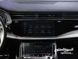  20 AUDI Q8 2019