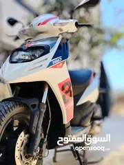  4 أبريليا 2023 للبيع