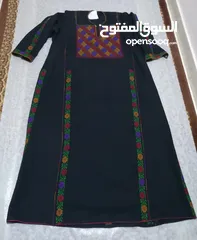  1 ثوب تطريز يدوي للبيع مشغول بالحبه وحرير اصلي