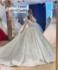  13 فساتين زفاف وخطوبة بالجملة