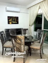  1 الجبيهة موازي شارع البلدية شقة مفروشة 170 متر مجددة بالكامل ديلوكس للإيجار منطقة هادئة جدا ومخدومة