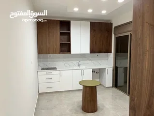  3 شقة مميزة مش مسكونة 131 متر كاشفة كل نابلس