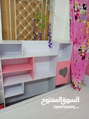  4 غرفة نوم اطفال بناتي تختين مع خزانه وكمدينة وتواليت بحال الوكالة