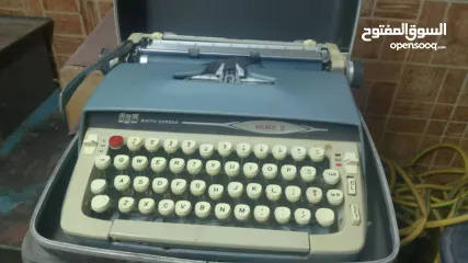  3 الات كاتبه للبيع