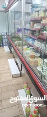  12 سوبر ماركت للبيع