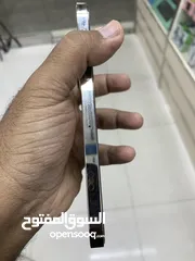  7 للبيع أيفون 14 برو ماكس لون ذهبي مساحة 256 GB وأيفون 12 ميني مساحة 64 GB