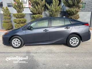  3 Toyota Prius 2021 تويوتا بريوس للبيع