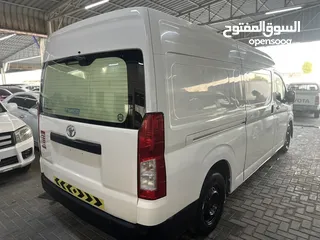  4 TOYOTA HIACE 2019 DELIVERY VAN HIGH ROOF NEW SHAPE